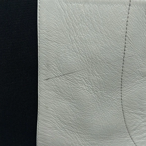 Stuart Weitzman White/Black Leather Zip Up Ankle Booties Boots Shoes **Sz 10** - Picture 7 of 9